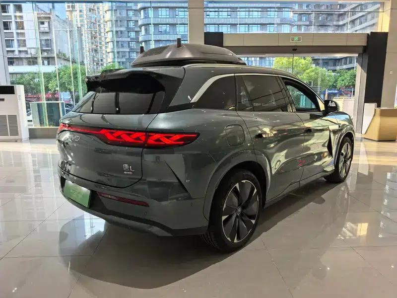 Tang L DM 2025 DM-p 175KM 4WD Drone Player Edition — миниатюра 5