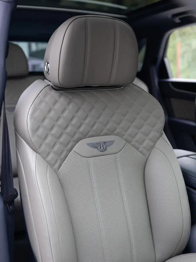 Bentayga 2022 4.0T V8 — миниатюра 13