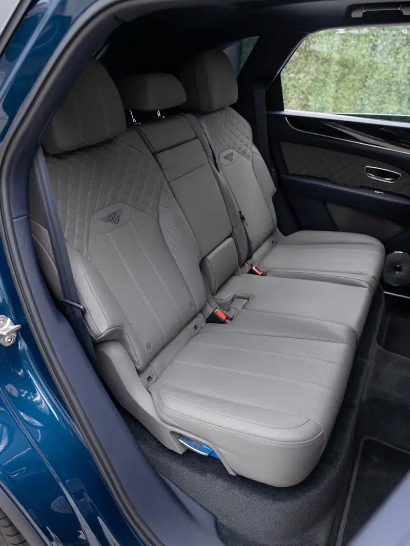 Bentayga 2022 4.0T V8 — миниатюра 23