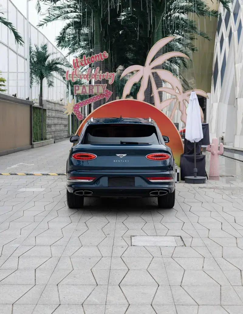 Bentayga 2022 4.0T V8 — миниатюра 6