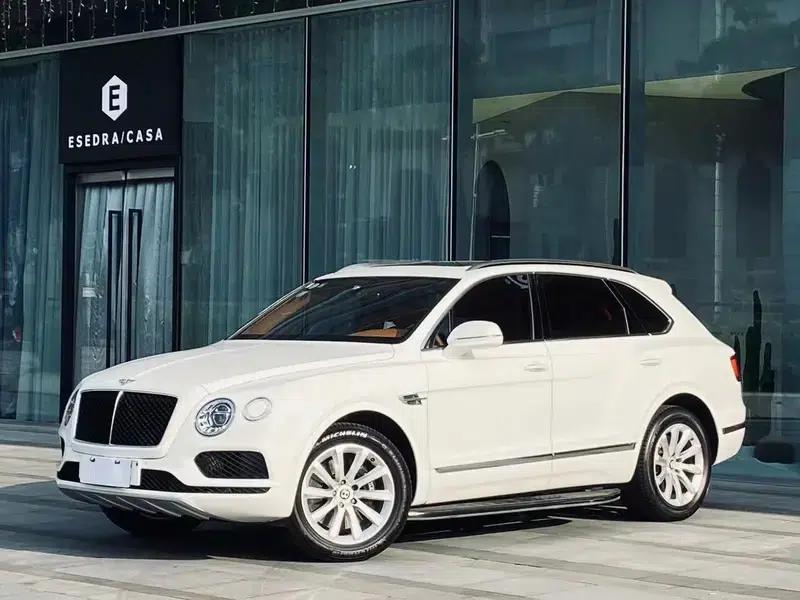 Bentayga 2018 4.0T Automatic 4WD 5-seater Parallel Import — миниатюра 1