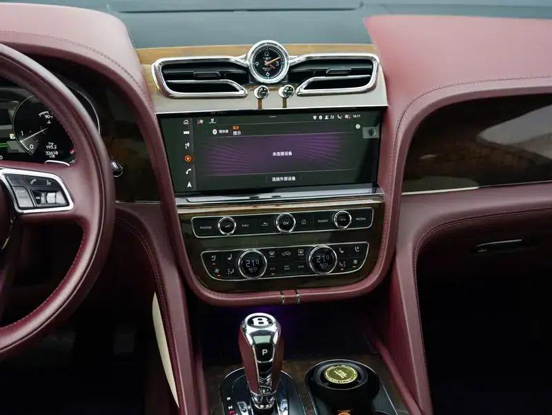 Bentayga 2021 4.0T V8 — миниатюра 14