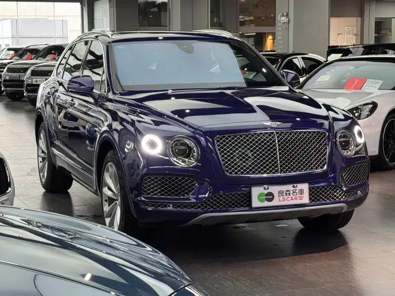 Bentayga 2017 6.0T Standard Edition — миниатюра 3