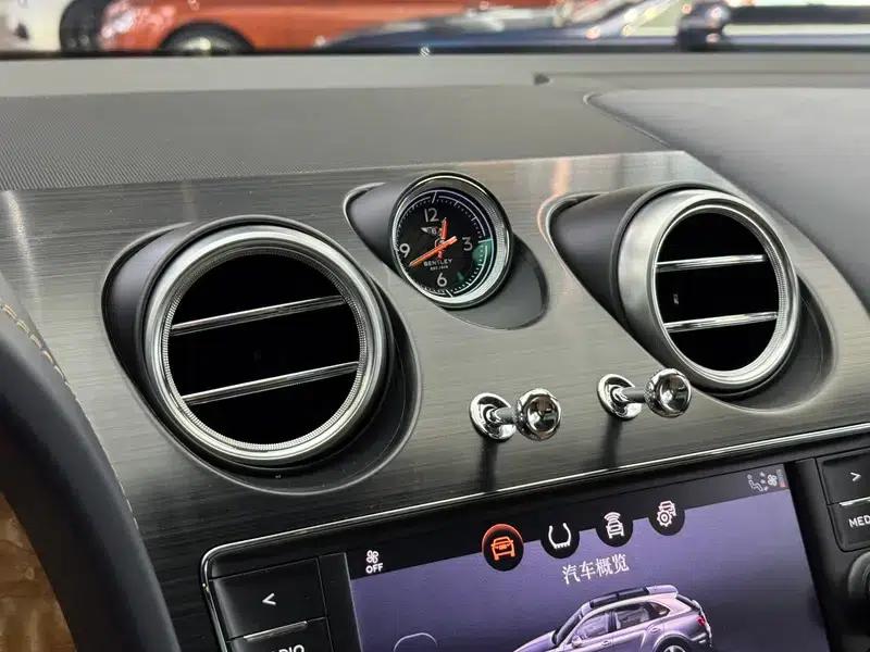Bentayga 2017 6.0T Standard Edition — миниатюра 8