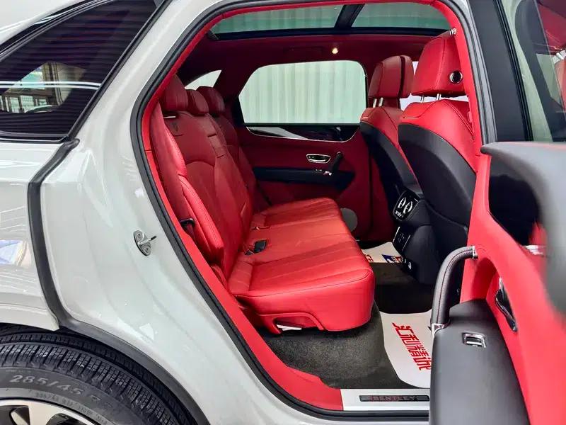 Bentayga 2018 4.0T Parallel Import — миниатюра 22
