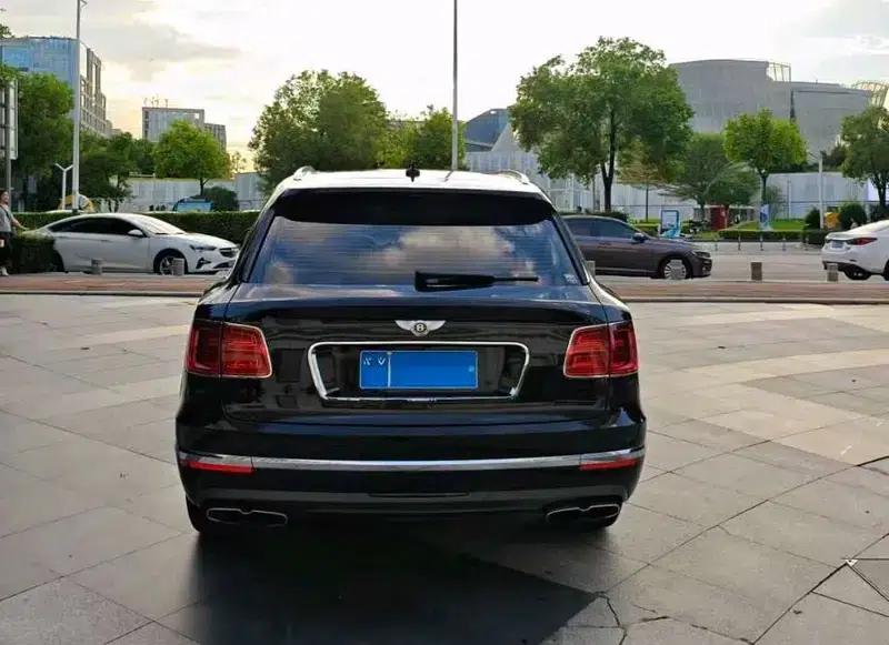 Bentayga 2018 4.0T V8 — миниатюра 3