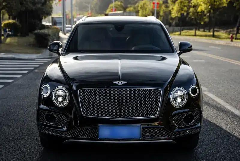 Bentayga 2016 6.0T First Edition Limited Edition — миниатюра 2