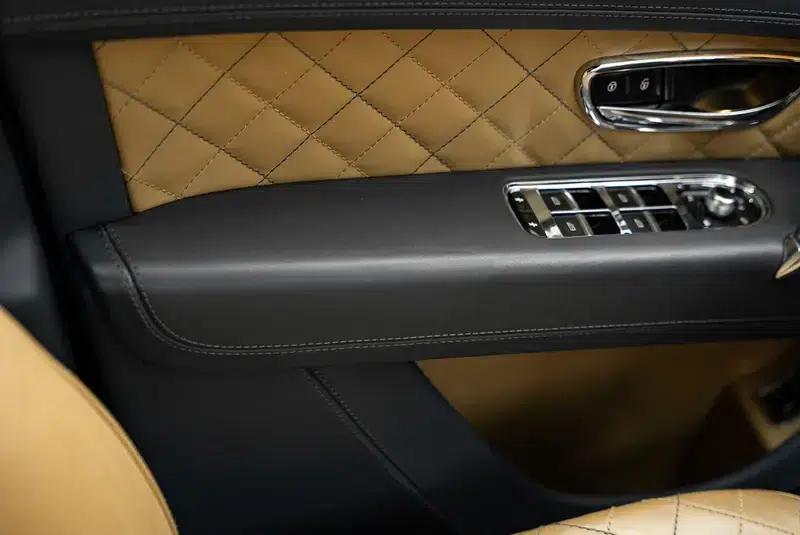 Bentayga 2016 6.0T First Edition Limited Edition — миниатюра 21