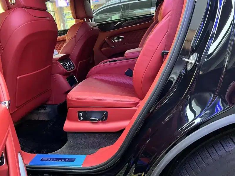 Bentayga 2017 6.0T Standard Edition — миниатюра 7