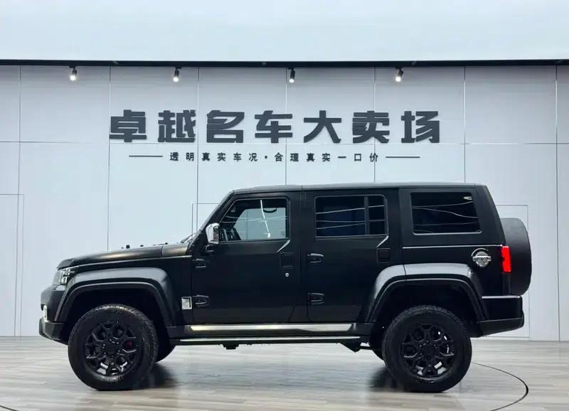 Beijing BJ40 2021 2.3T Automatic 4WD Blade Hero Edition Supreme Model — миниатюра 4