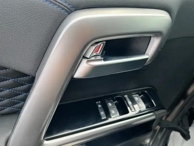 Beijing BJ40 2021 2.0D Automatic 4WD Blade Hero Edition Pioneer Model — миниатюра 18