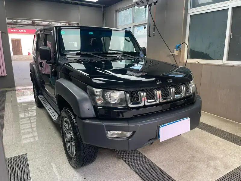 Beijing BJ40 2016 40L 2.3T Automatic 4WD Premium Edition — миниатюра 2