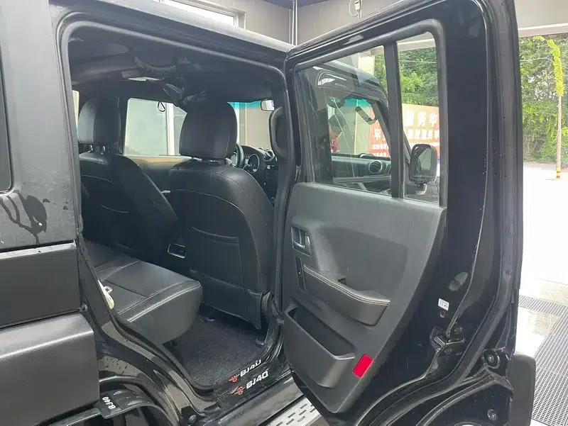 Beijing BJ40 2016 40L 2.3T Automatic 4WD Premium Edition — миниатюра 9