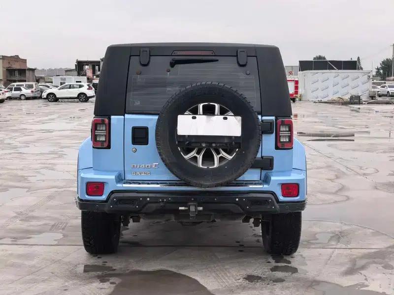Beijing BJ40 2023 2.0T Automatic 4WD City Hunter Edition (Hero Model) — миниатюра 5