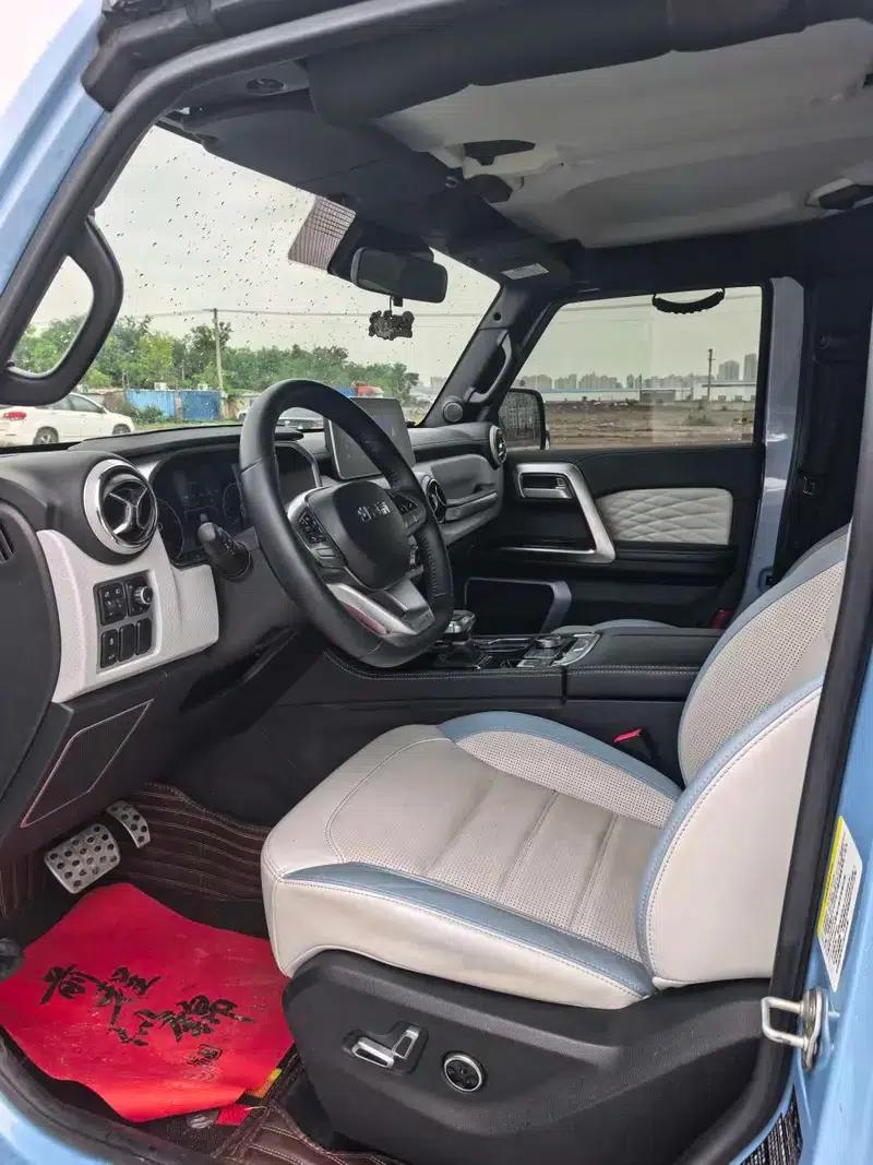 Beijing BJ40 2023 2.0T Automatic 4WD City Hunter Edition (Hero Model) — миниатюра 9