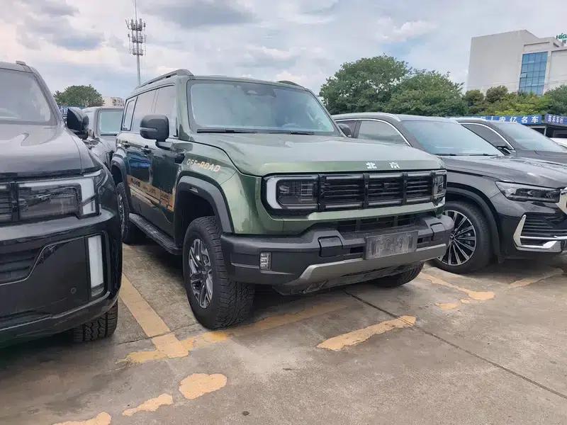 Beijing BJ40 2024 Blade Hero Edition 2.0T Automatic 4WD Climber — миниатюра 3
