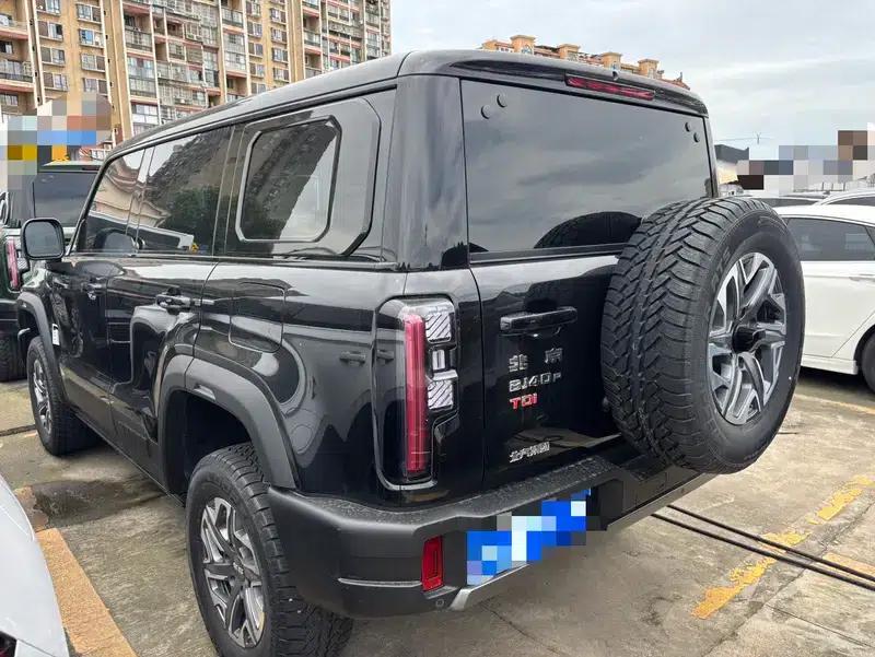 Beijing BJ40 2024 Blade Hero Edition 2.0D Automatic 4WD Traveler — миниатюра 4