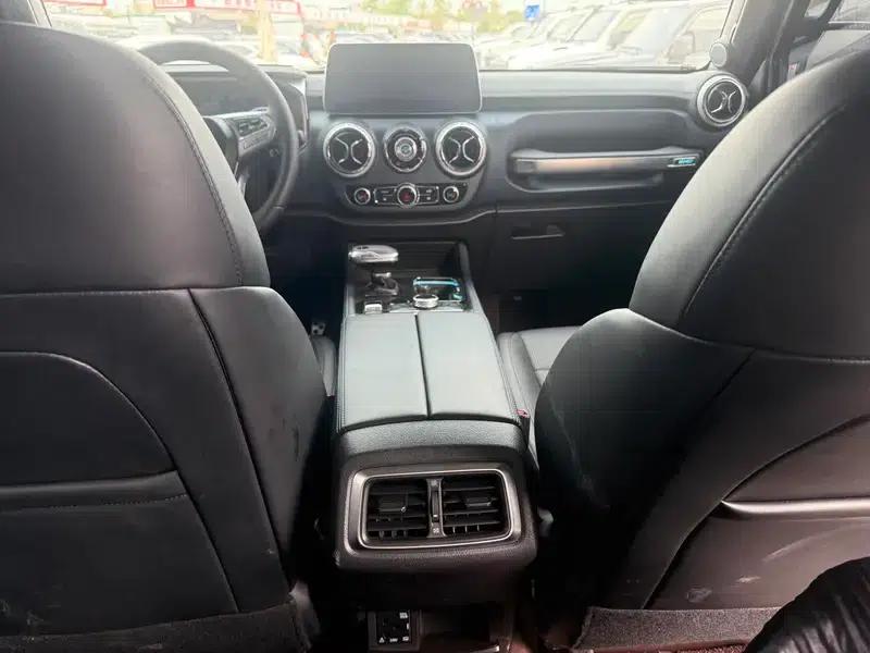 Beijing BJ40 2024 2.0D Automatic 4WD Blade Hero Glory Edition — миниатюра 13