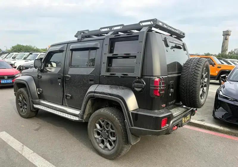 Beijing BJ40 2024 2.0D Automatic 4WD Blade Hero Glory Edition — миниатюра 4