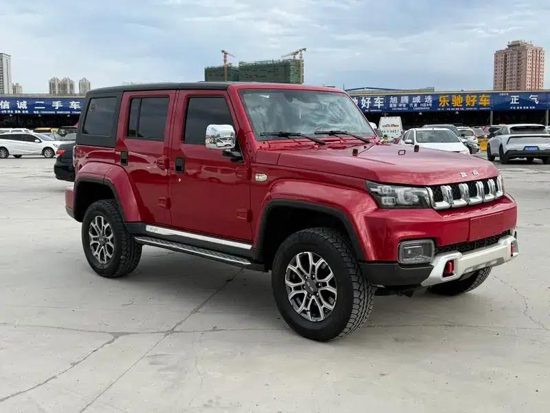 Beijing BJ40 2023 2.0T Automatic 4WD City Hunter Edition (Hero Model) — миниатюра 3
