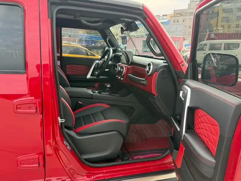 Beijing BJ40 2023 2.0T Automatic 4WD City Hunter Edition (Hero Model) — миниатюра 9