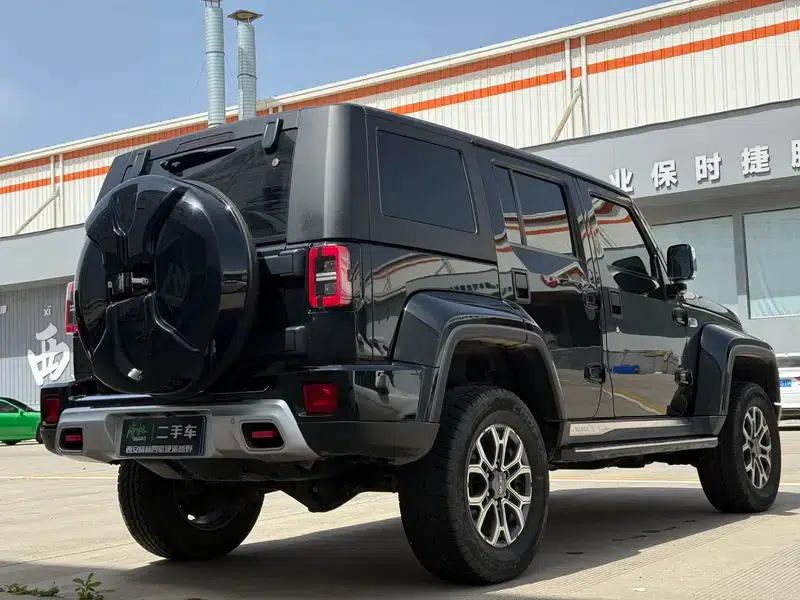 Beijing BJ40 2023 2.0T Automatic 4WD City Hunter Edition (Hero Model) — миниатюра 7