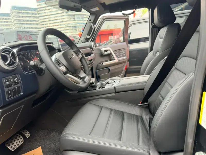 Beijing BJ40 2024 2.0D Automatic 4WD Blade Hero Glory Edition — миниатюра 11
