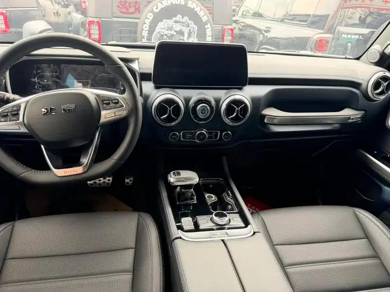 Beijing BJ40 2024 2.0D Automatic 4WD Blade Hero Glory Edition — миниатюра 8