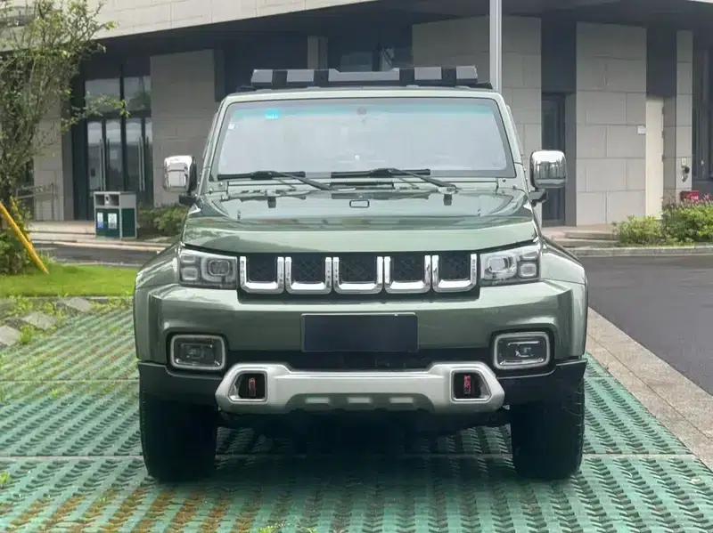 Beijing BJ40 2018 PLUS 2.3T Automatic 4WD Premium Edition — миниатюра 2