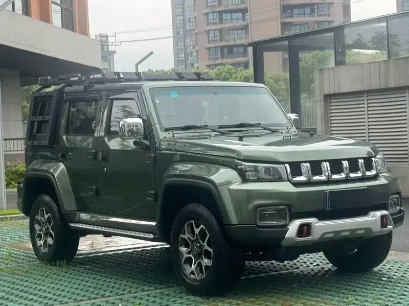 Beijing BJ40 2018 PLUS 2.3T Automatic 4WD Premium Edition — миниатюра 3