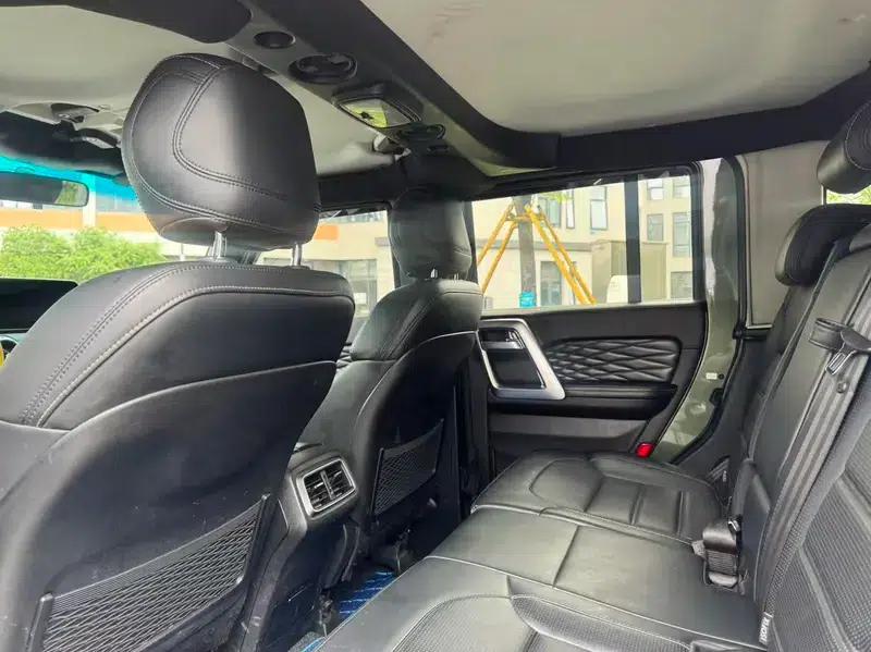 Beijing BJ40 2018 PLUS 2.3T Automatic 4WD Premium Edition — миниатюра 8