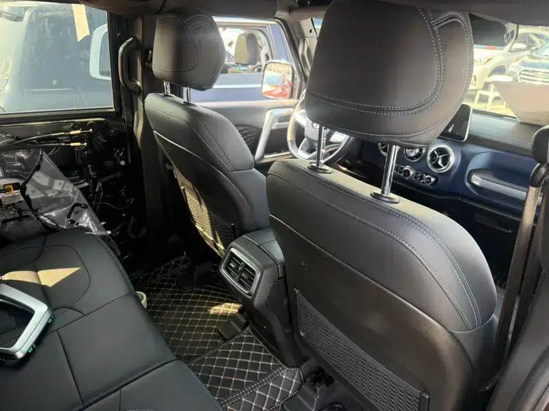 Beijing BJ40 2019 PLUS 2.3T Automatic 4WD Premium Edition (National VI Emission Standard) — миниатюра 8
