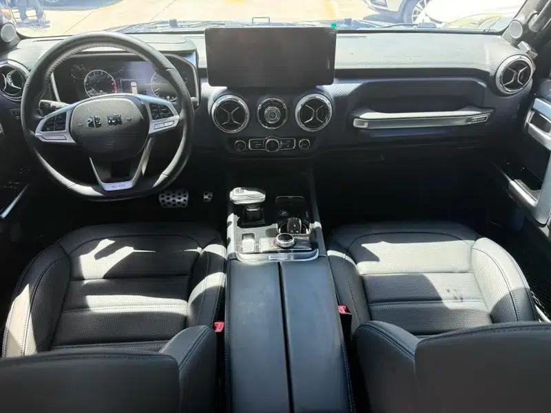 Beijing BJ40 2020 2.0T Automatic 4WD City Hunter Edition (Hero Model) — миниатюра 8