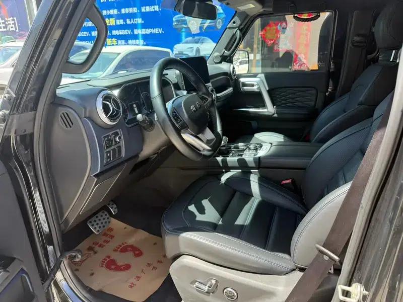 Beijing BJ40 2020 2.0T Automatic 4WD City Hunter Edition (Hero Model) — миниатюра 9