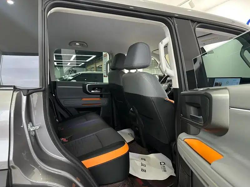 Beijing BJ40 2024 City Hunter Edition 2.0T Automatic 4WD Pioneer Model — миниатюра 32