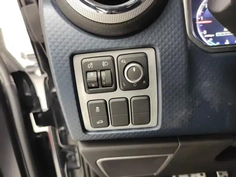Beijing BJ40 2021 2.3T Automatic 4WD Blade Hero Edition Supreme Model — миниатюра 20