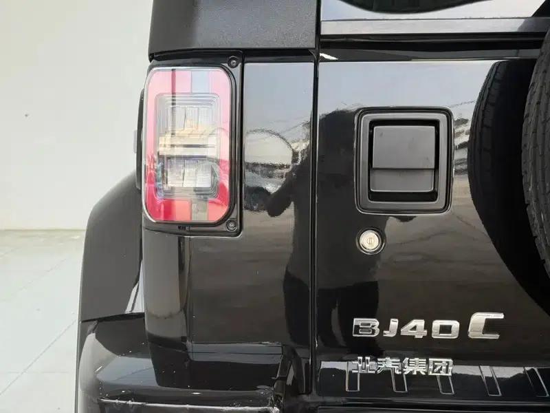 Beijing BJ40 2020 2.0T Automatic 4WD City Hunter Supreme Edition — миниатюра 8