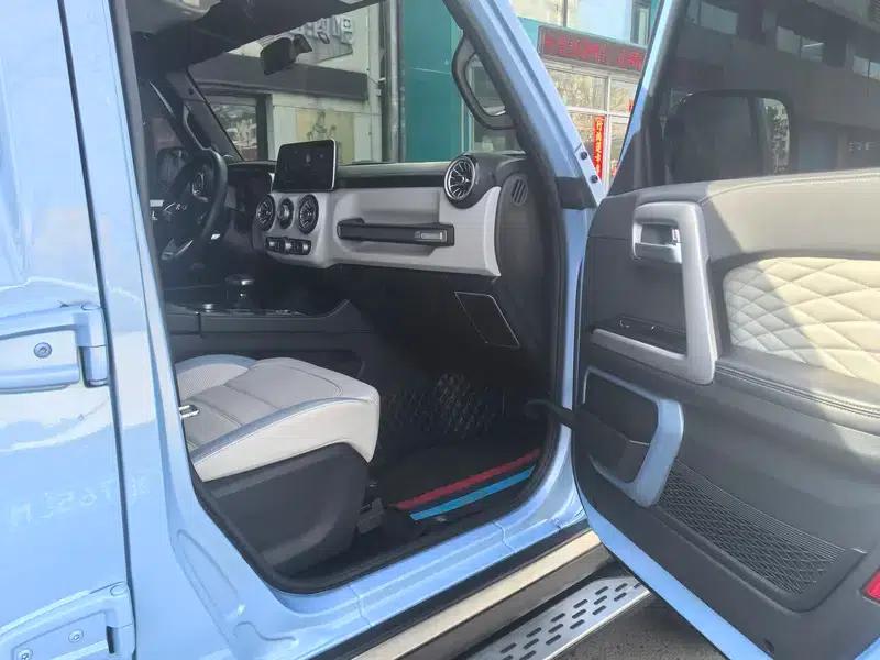 Beijing BJ40 2024 2.0D Automatic 4WD Blade Hero Glory Edition — миниатюра 10