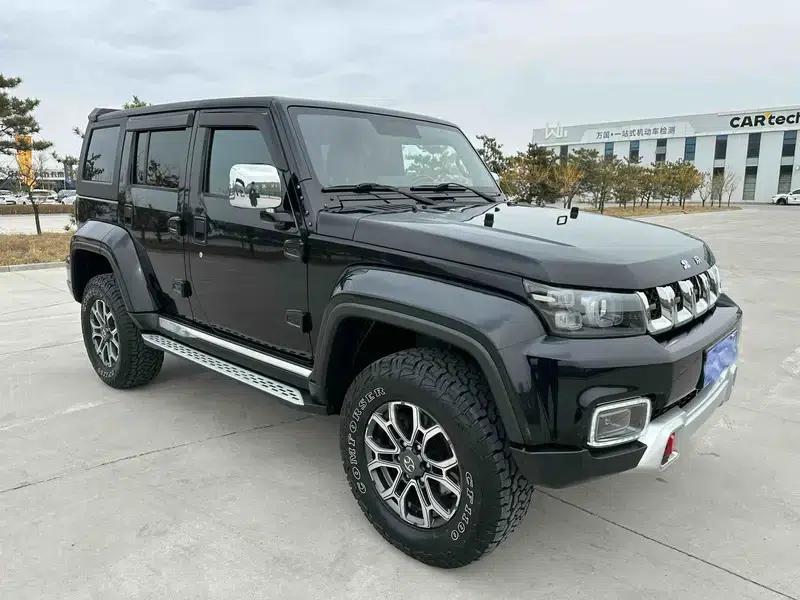 Beijing BJ40 2019 2.0T Automatic 4WD City Hunter Premium Edition (National V Emission Standard) — миниатюра 3