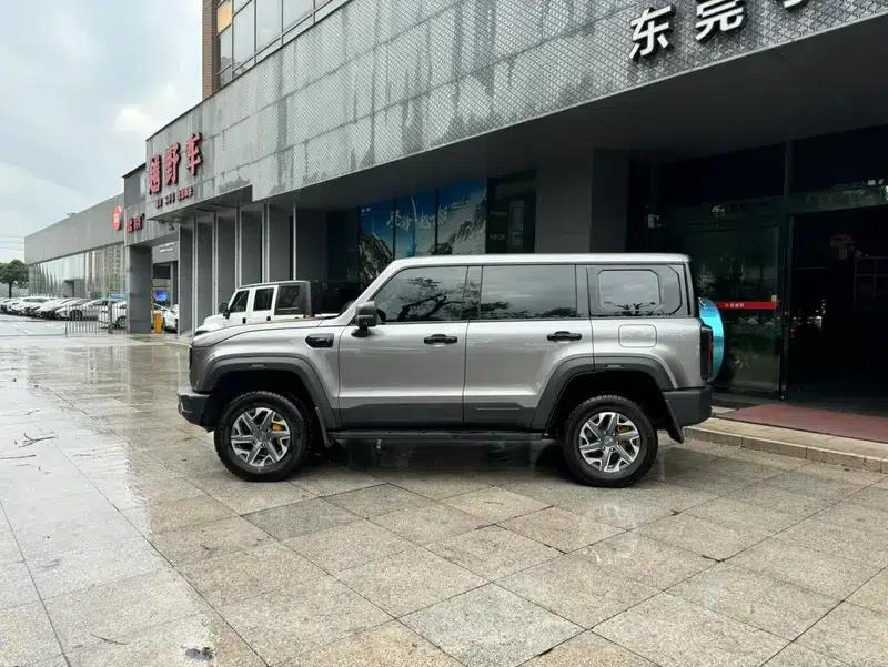 Beijing BJ40 2024 Blade Hero Edition 2.0D Automatic 4WD Traveler — миниатюра 4
