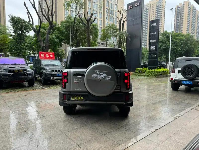 Beijing BJ40 2024 Blade Hero Edition 2.0D Automatic 4WD Traveler — миниатюра 6