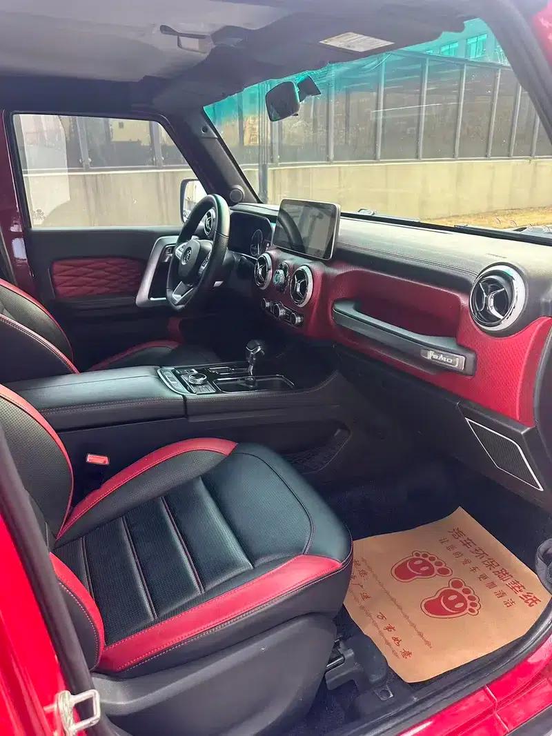 Beijing BJ40 2018 PLUS 2.3T Automatic 4WD Premium Edition — миниатюра 12