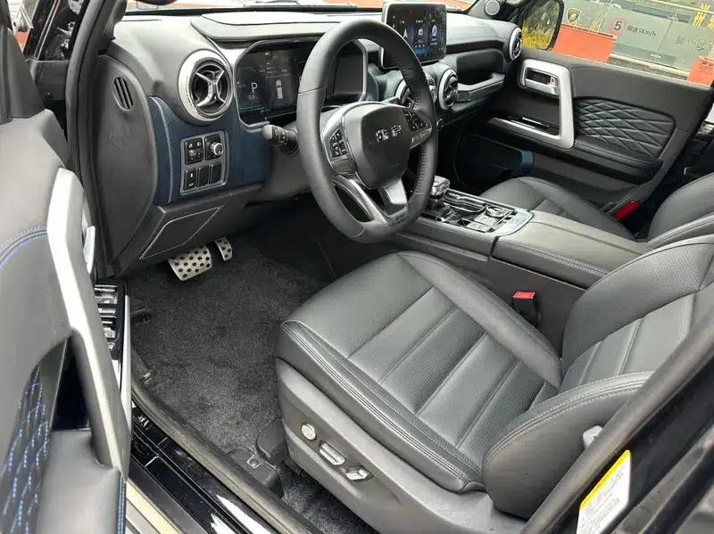 Beijing BJ40 2024 City Hunter Edition 2.0T Automatic 4WD Supreme Model — миниатюра 9