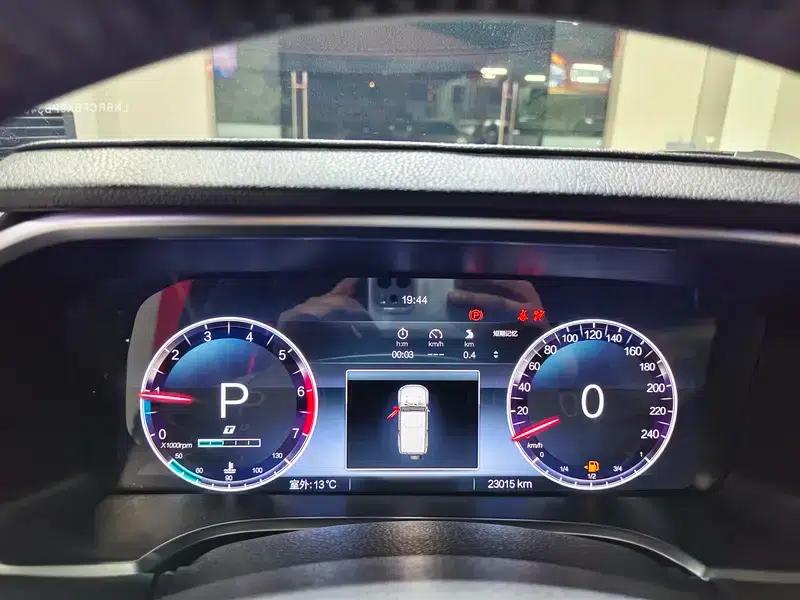 Beijing BJ40 2023 2.0T Automatic 4WD City Hunter Edition (Hero Model) — миниатюра 12