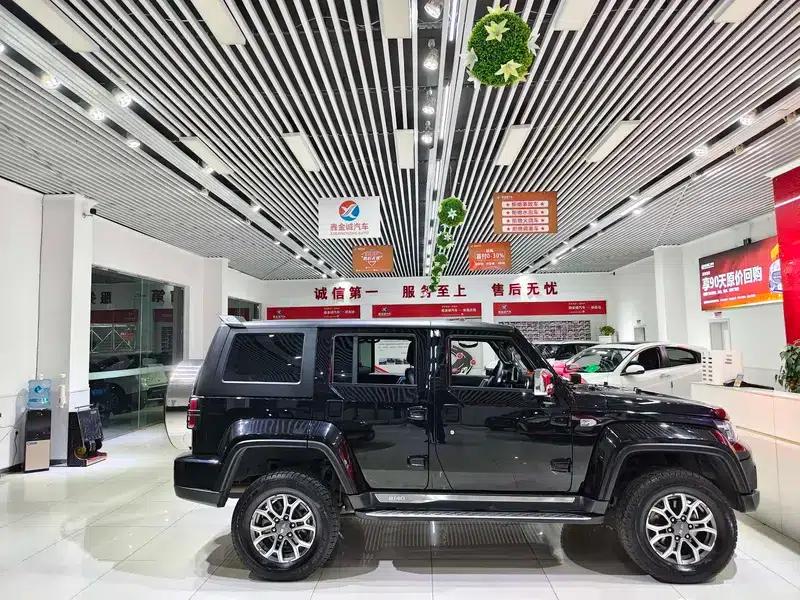 Beijing BJ40 2023 2.0T Automatic 4WD City Hunter Edition (Hero Model) — миниатюра 7