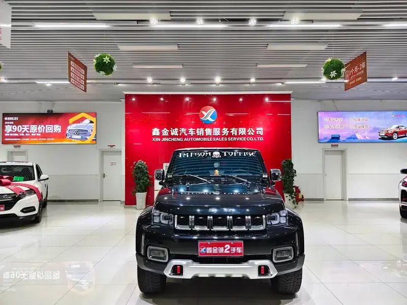 Beijing BJ40 2023 2.0T Automatic 4WD City Hunter Edition (Hero Model) — миниатюра 9