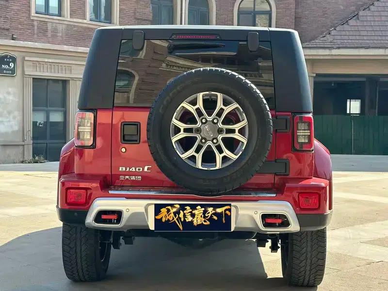 Beijing BJ40 2023 2.0T Automatic 4WD City Hunter Edition (Hero Model) — миниатюра 5