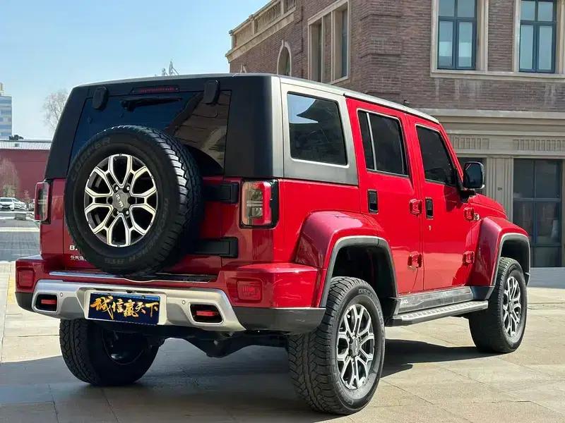 Beijing BJ40 2023 2.0T Automatic 4WD City Hunter Edition (Hero Model) — миниатюра 6