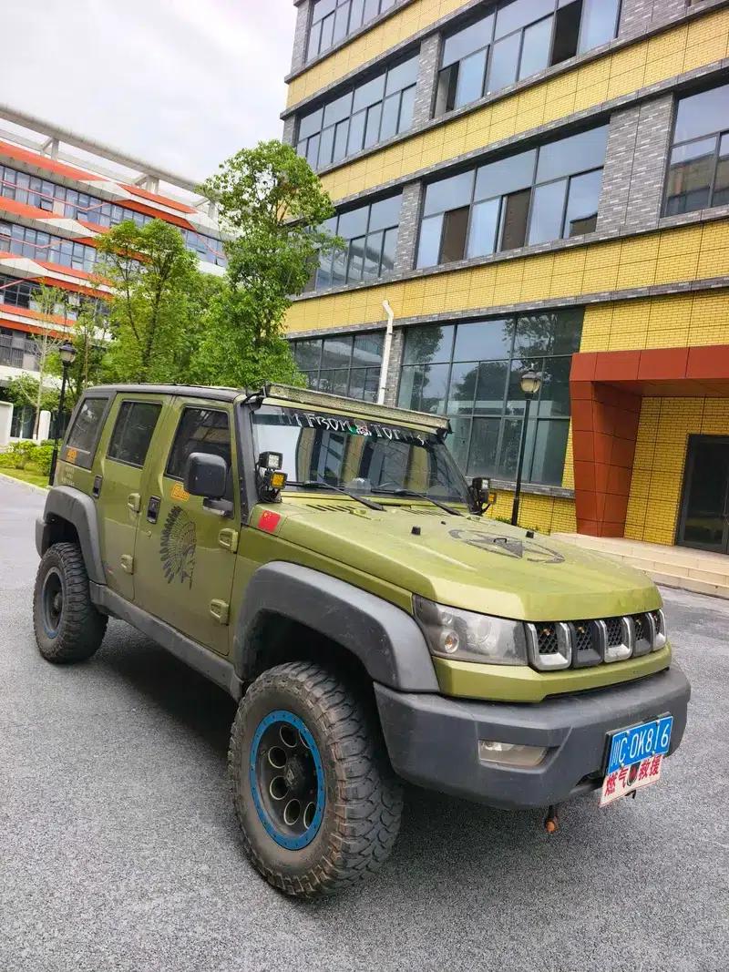 Beijing BJ40 2016 40L 2.0T Manual 4WD Premium Edition — миниатюра 3