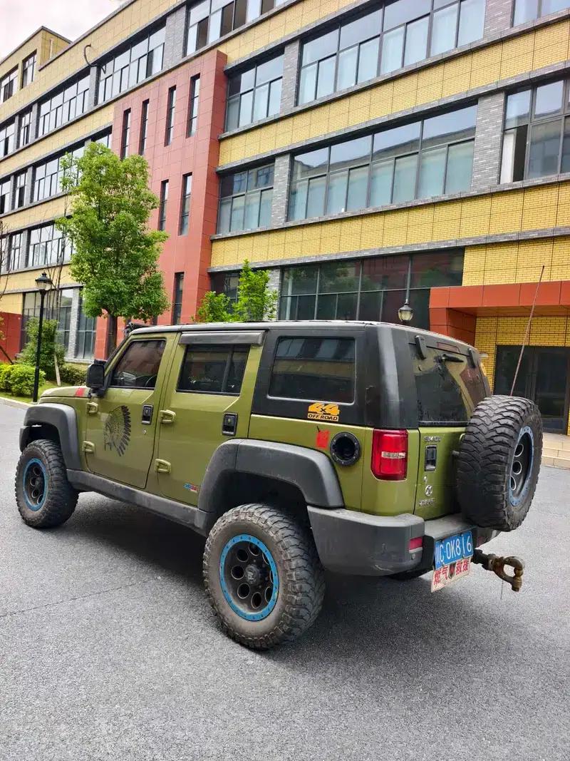 Beijing BJ40 2016 40L 2.0T Manual 4WD Premium Edition — миниатюра 4